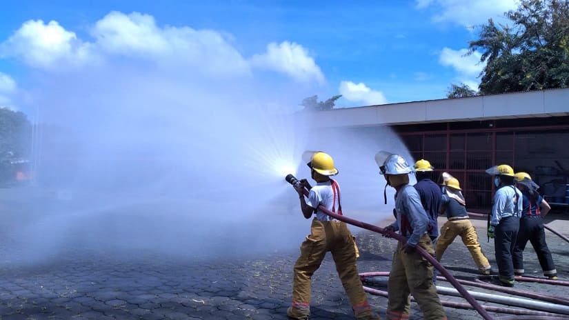 BOMBEROS
